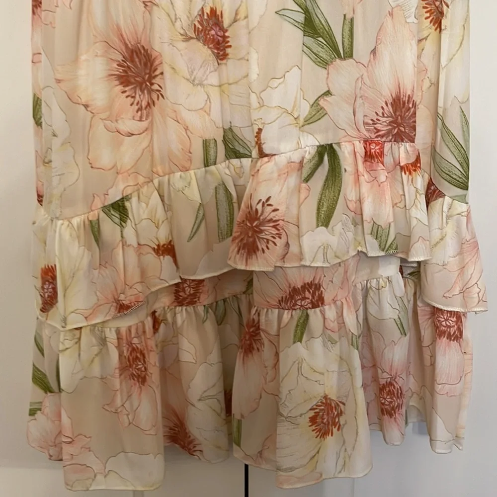 Floral dress - Picture 7 of 8